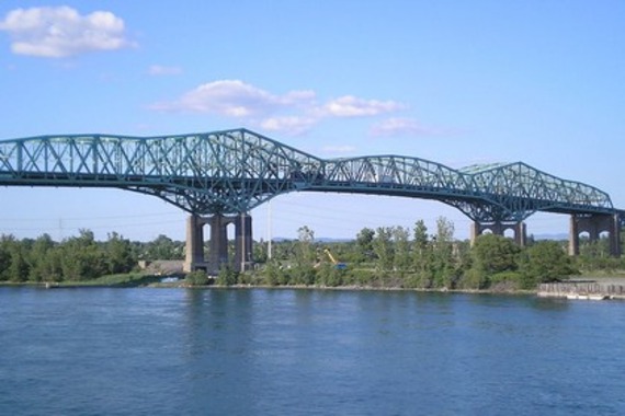 Brossard veut obtenir des pièces du Pont Champlain